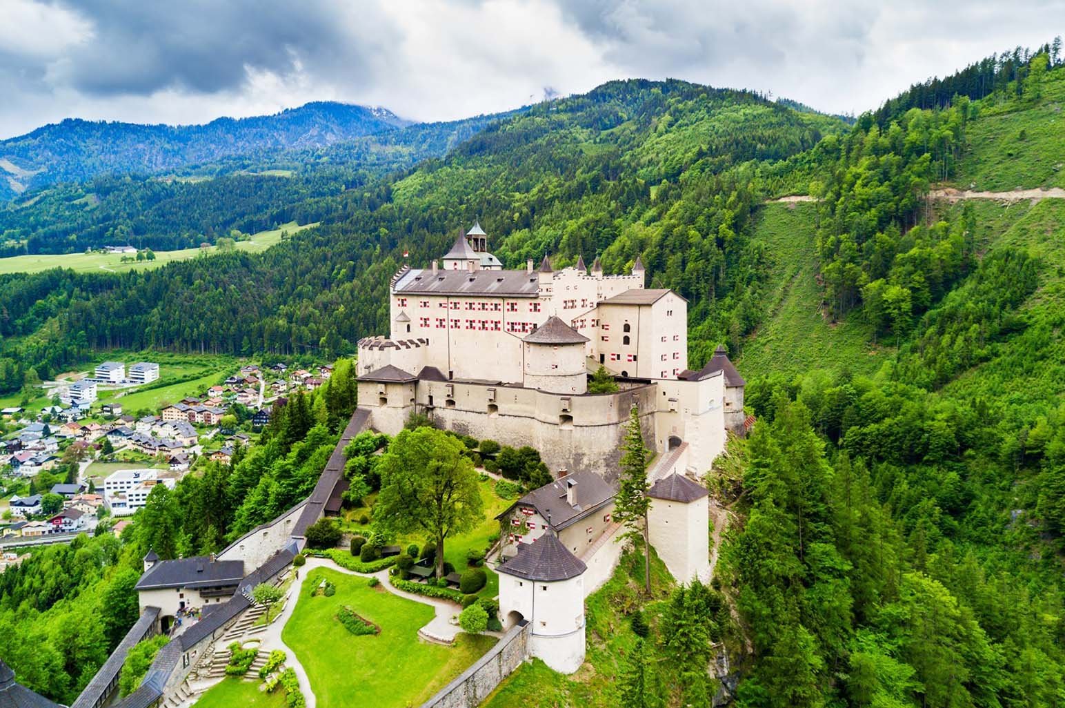 Amazing Castles in Europe to Add to Your Bucket List